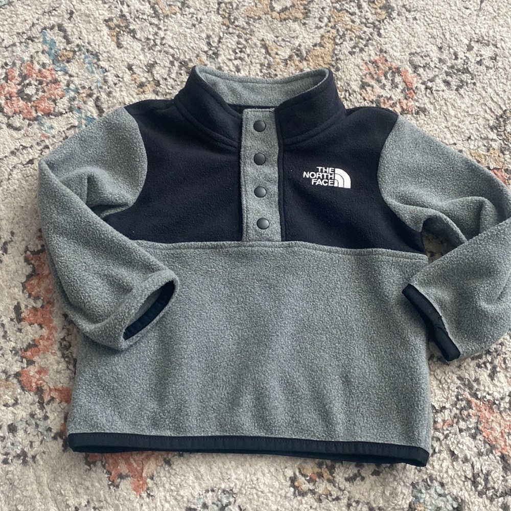 The northface sweater